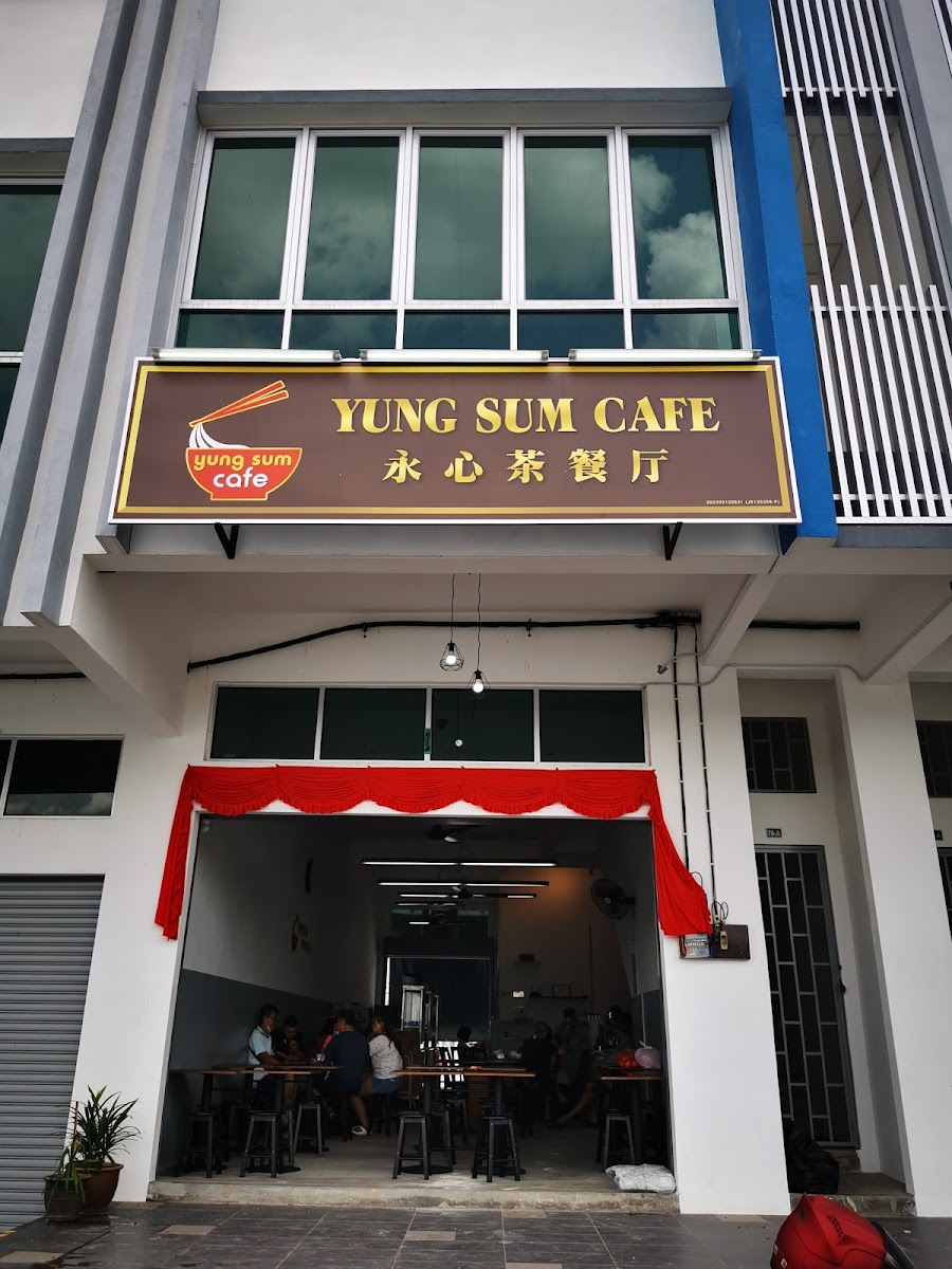 Yung Sum Café N city