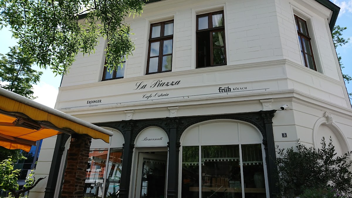 La Piazza Cafe-Osteria