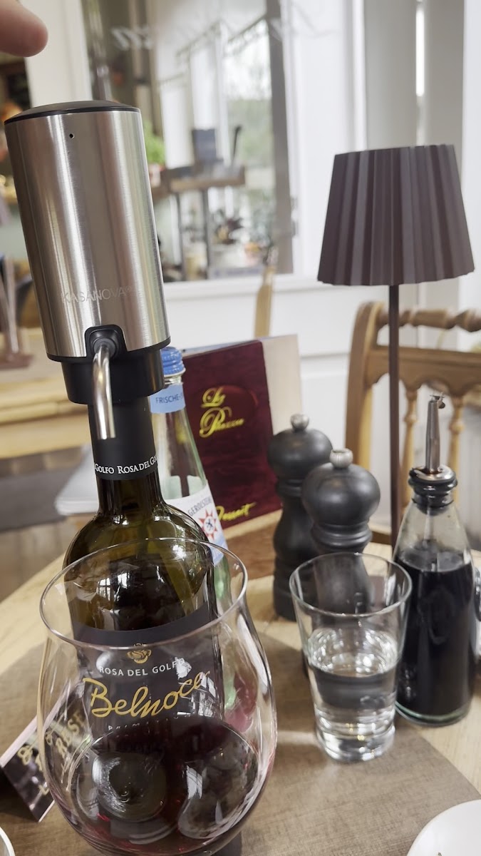 La Piazza Cafe-Osteria - Photo 1