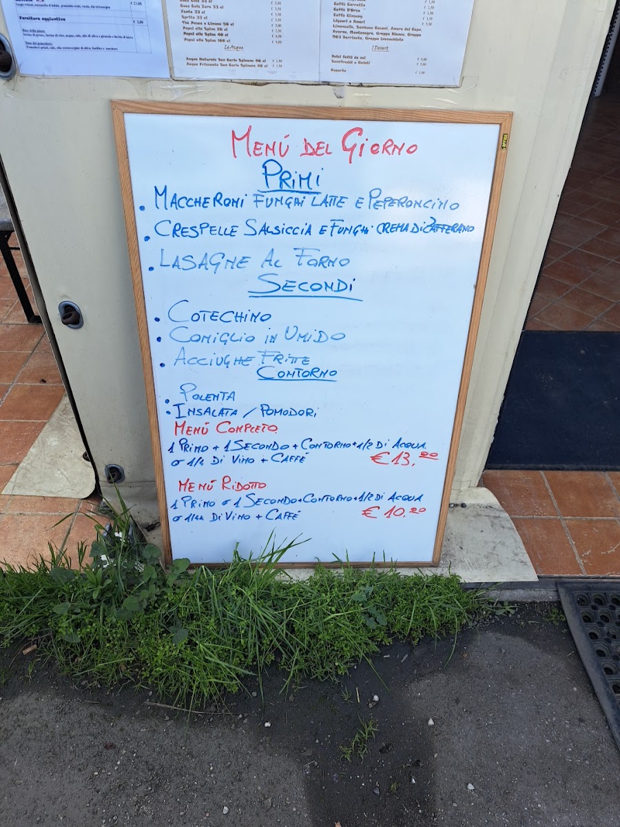 Basilico Verde - Trattoria e Pizzeria - Photo 2