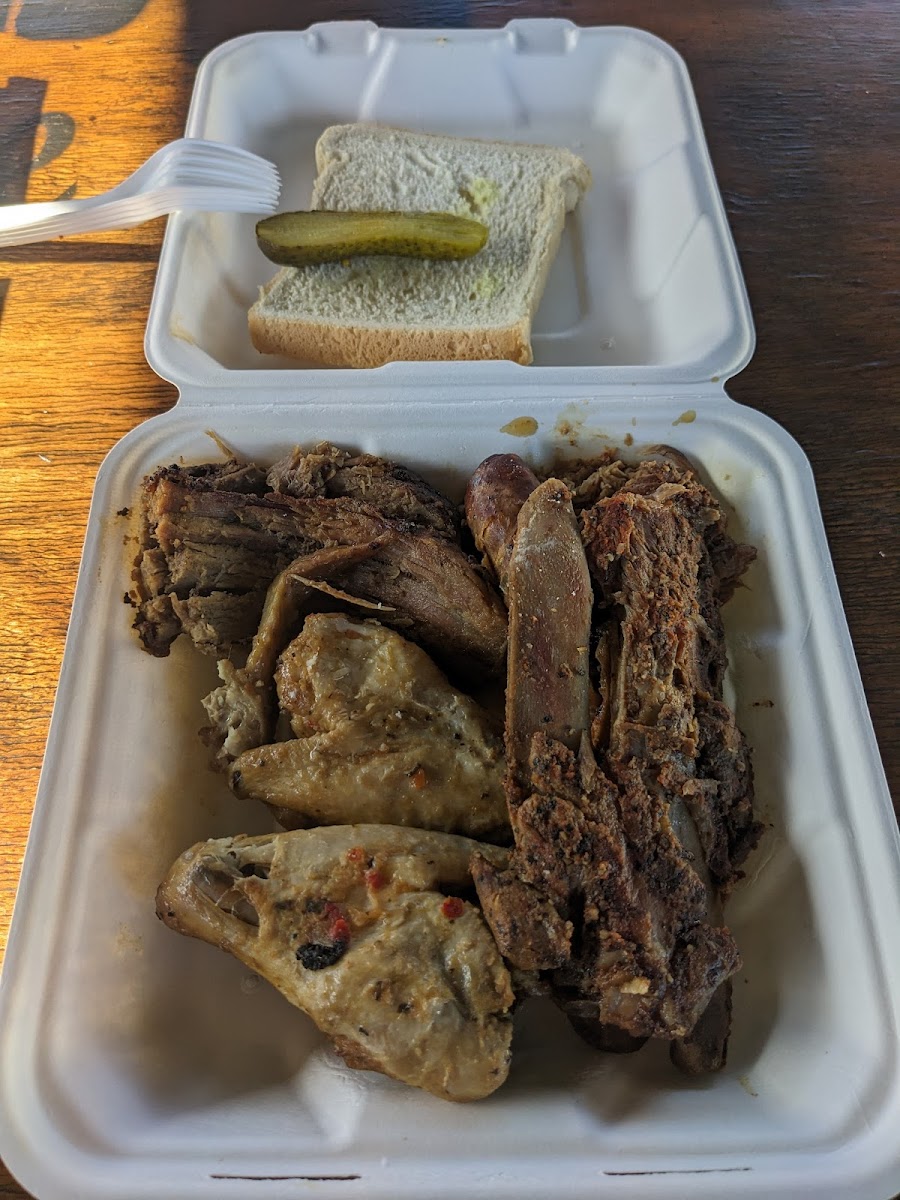 Tex-Oz Smokehouse - Photo 4