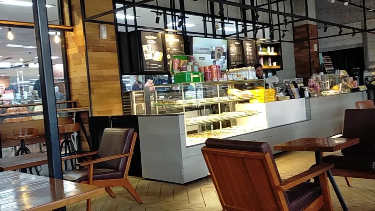 JCOFFEE & DONUTS CIPLAZ SIDOARJO - Photo 1