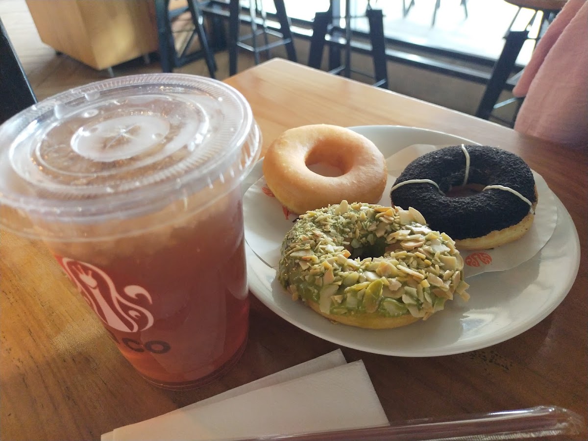 JCOFFEE & DONUTS CIPLAZ SIDOARJO - Photo 3