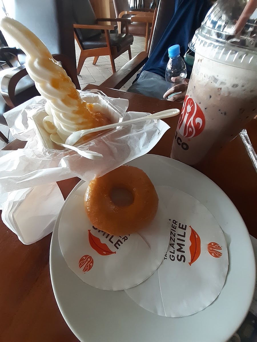 JCOFFEE & DONUTS CIPLAZ SIDOARJO - Photo 5