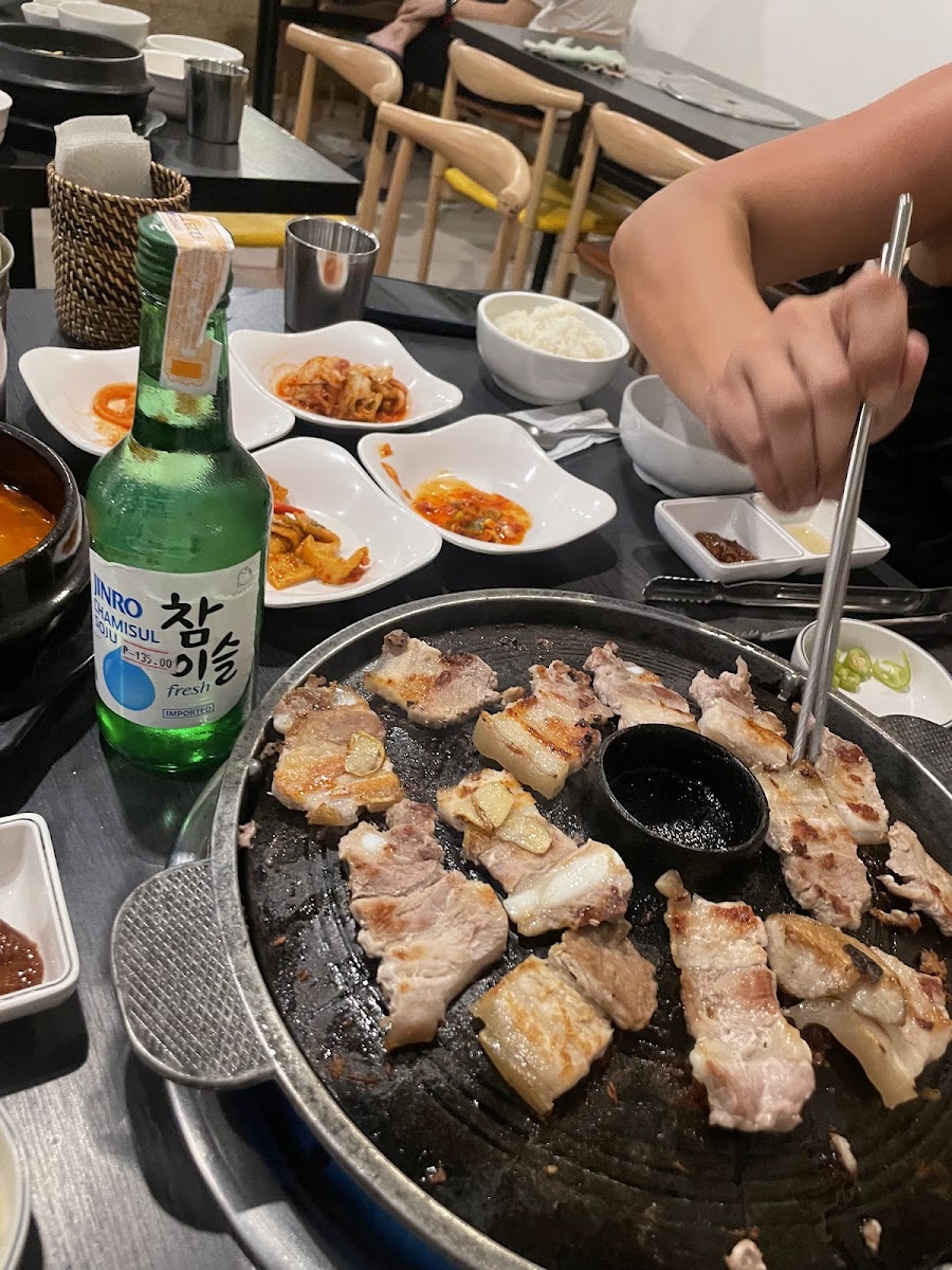 Quara Korean Restaurant 꽐라 한식당 - Photo 9