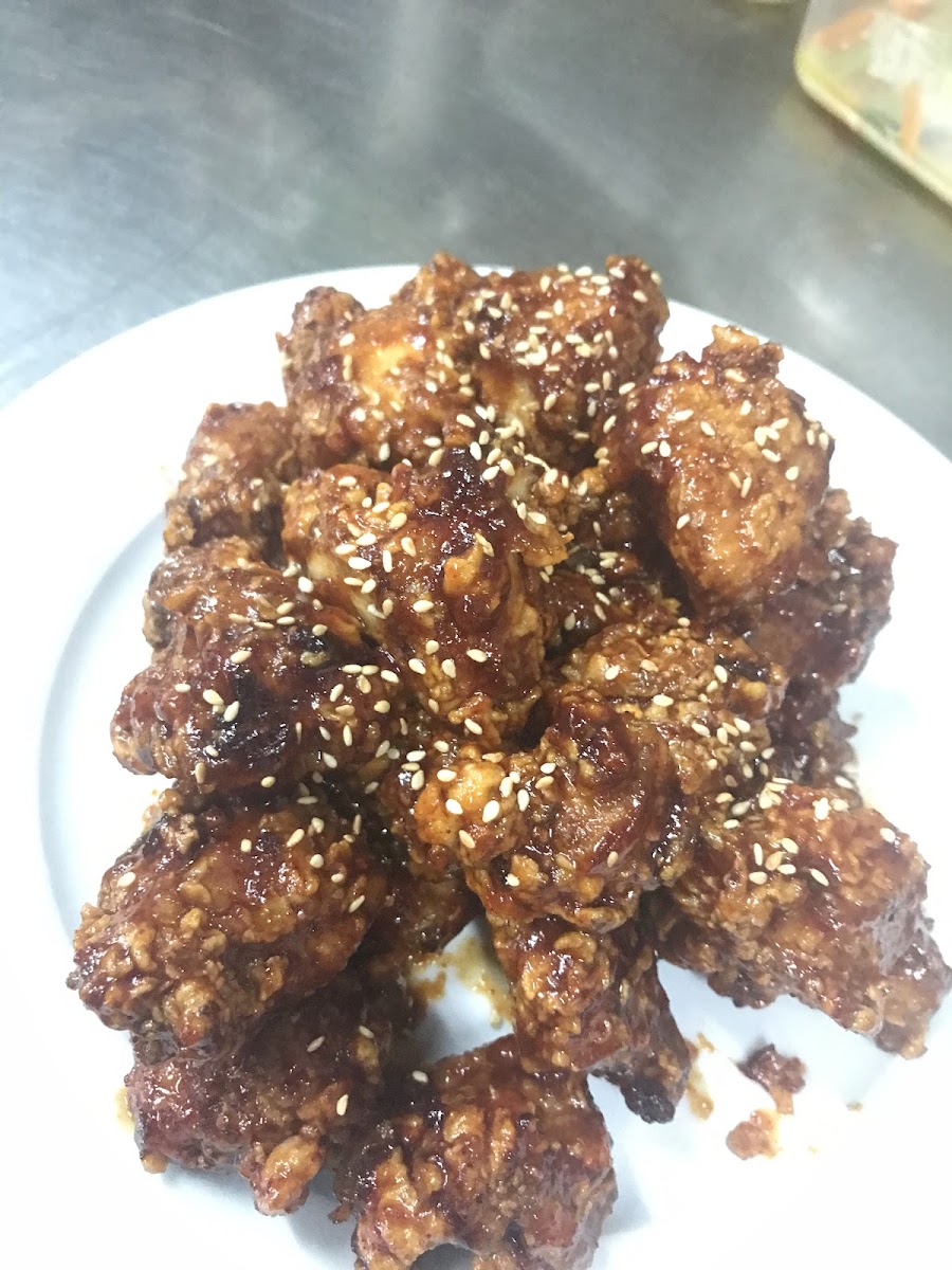 Quara Korean Restaurant 꽐라 한식당 - Photo 3