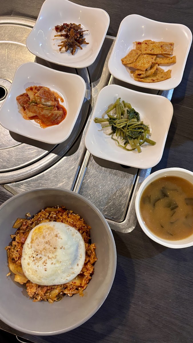 Quara Korean Restaurant 꽐라 한식당 - Photo 8