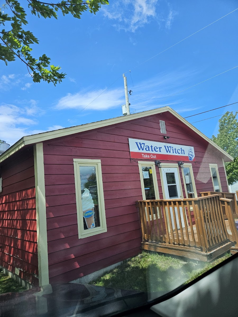 Water Witch Restaurant - Photo 2