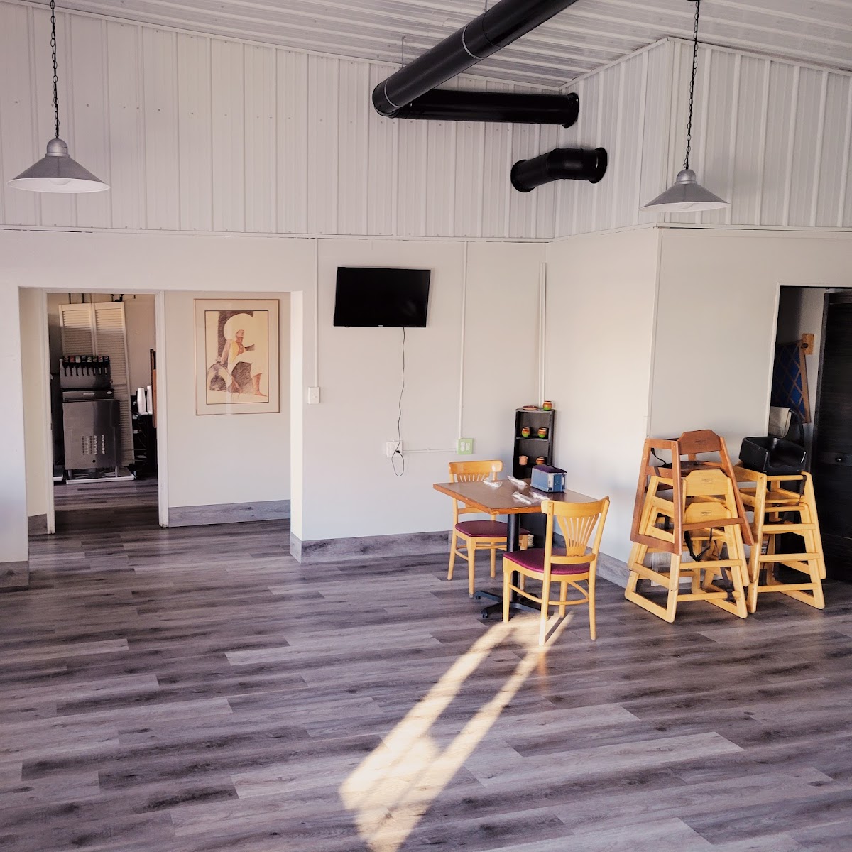 El Pueblo Mexican Grill - Photo 8