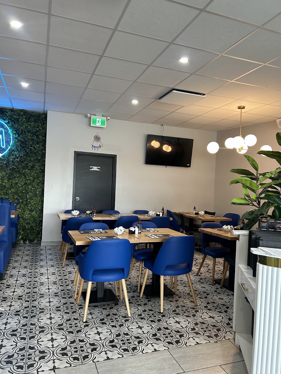 A.M. Dejeuner Diner - Photo 4