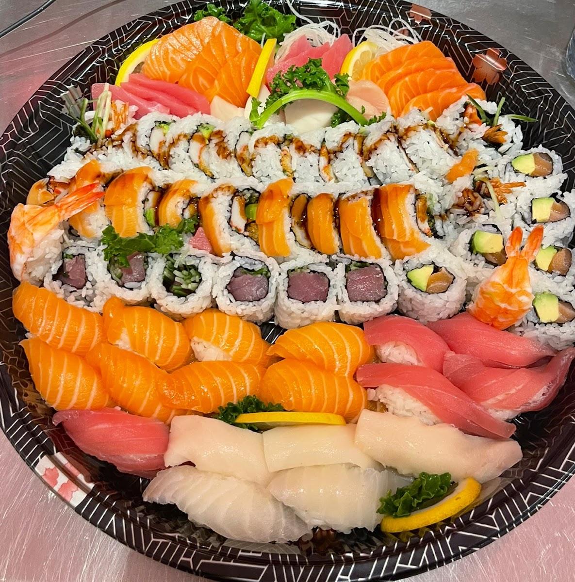 Sushi Leehan - Photo 1