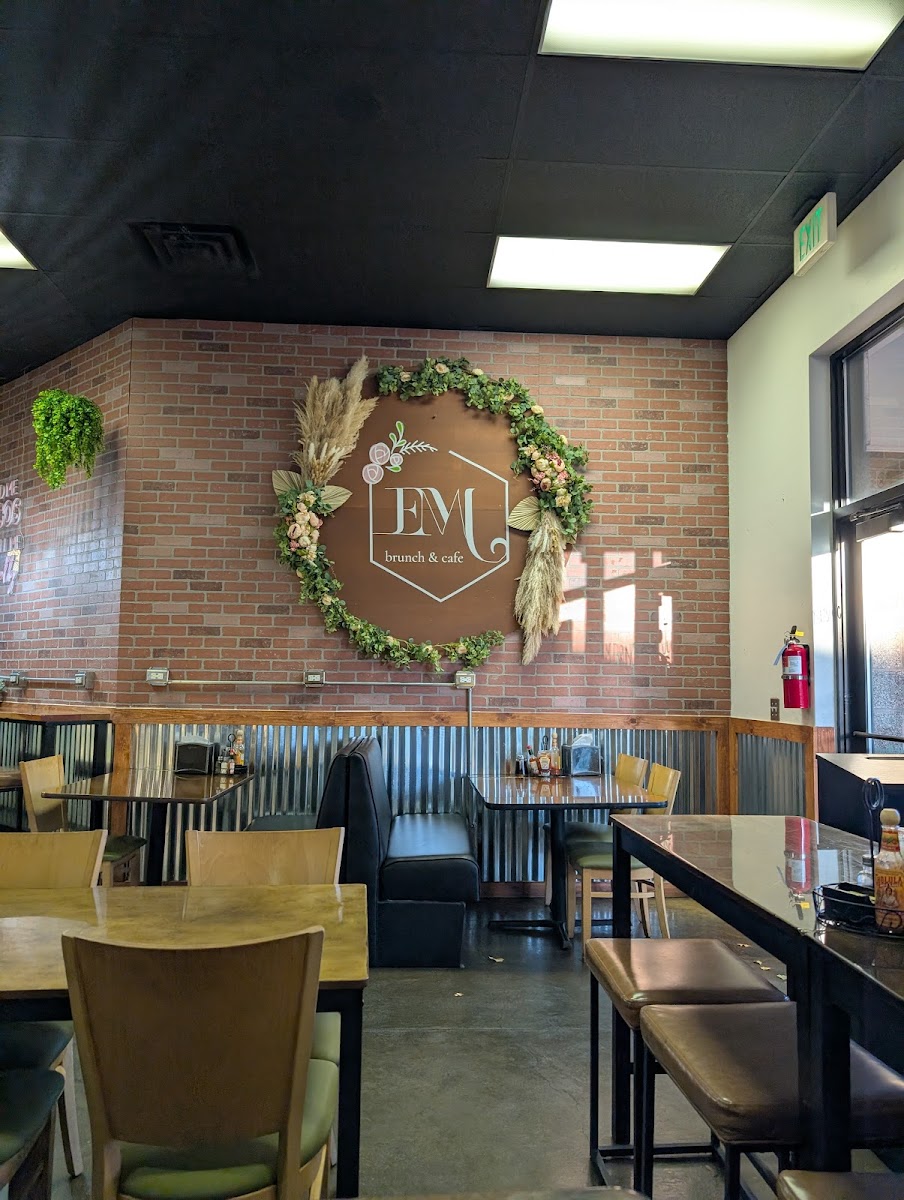 E M Brunch & Café - Photo 2