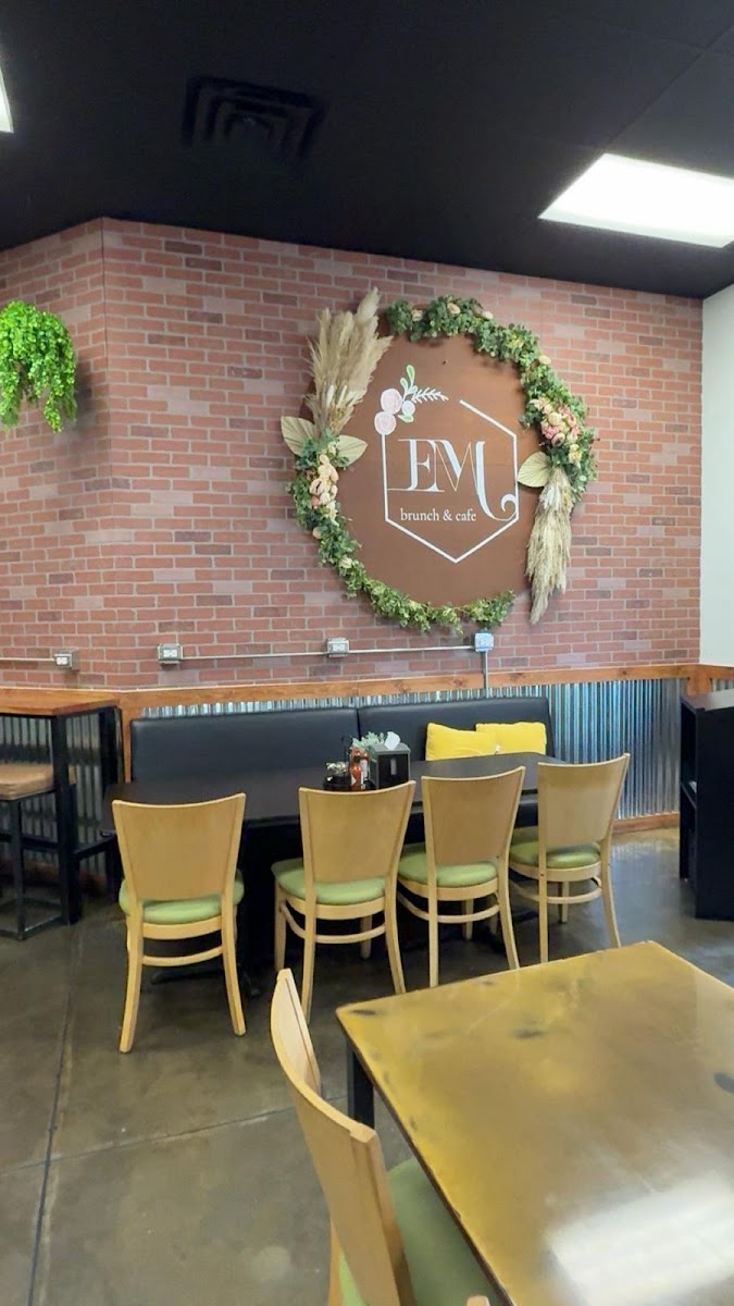 E M Brunch & Café - Photo 6