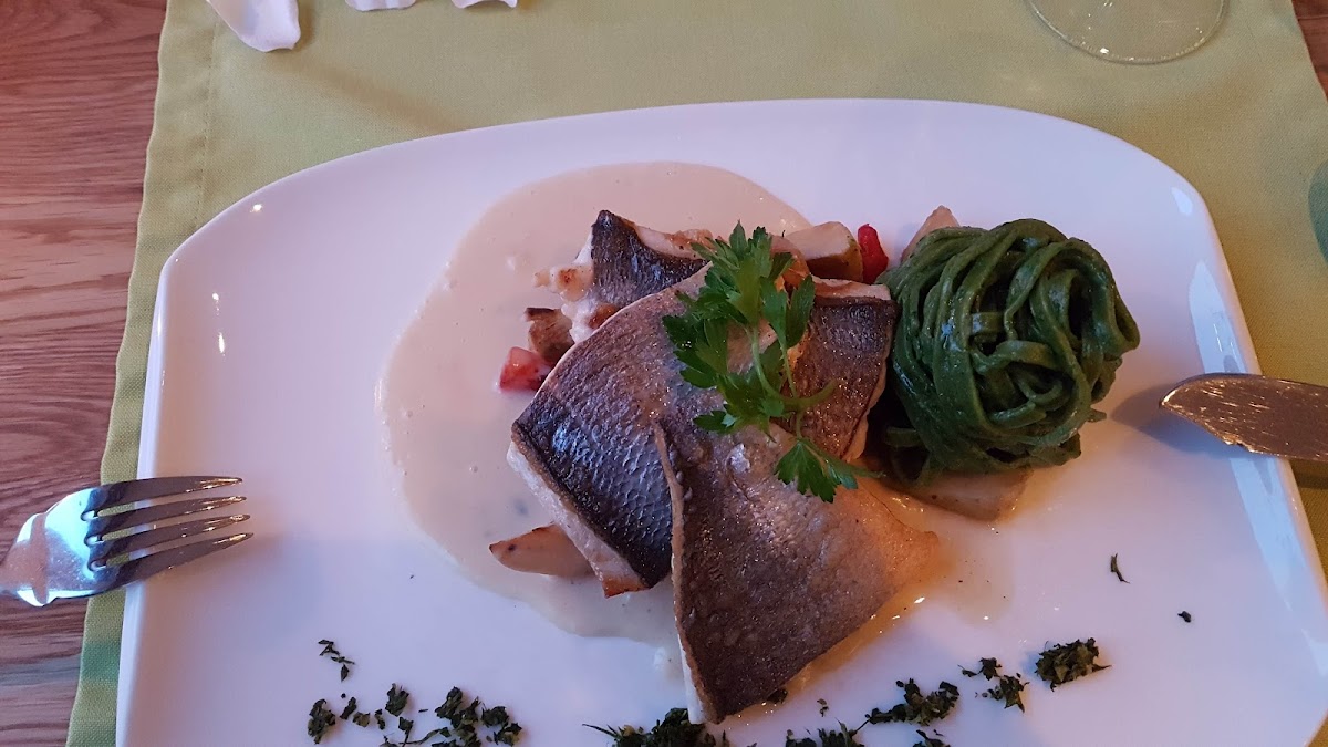 Christians Restaurant - Photo 9