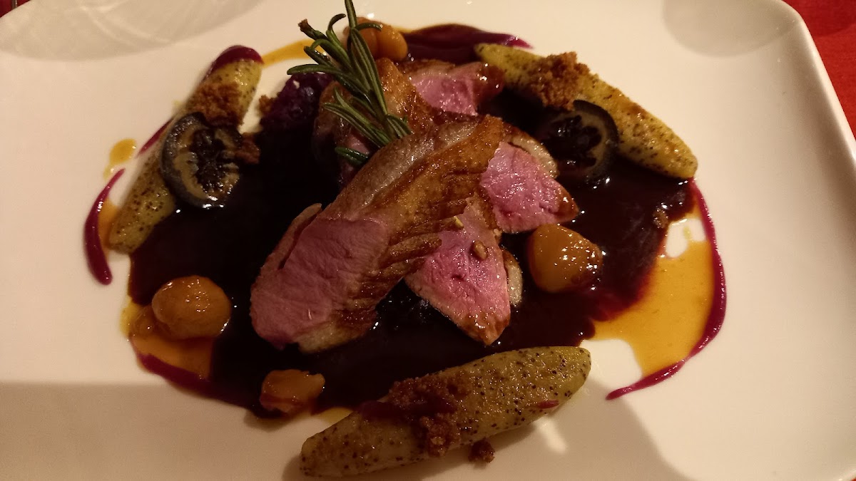 Christians Restaurant - Photo 4