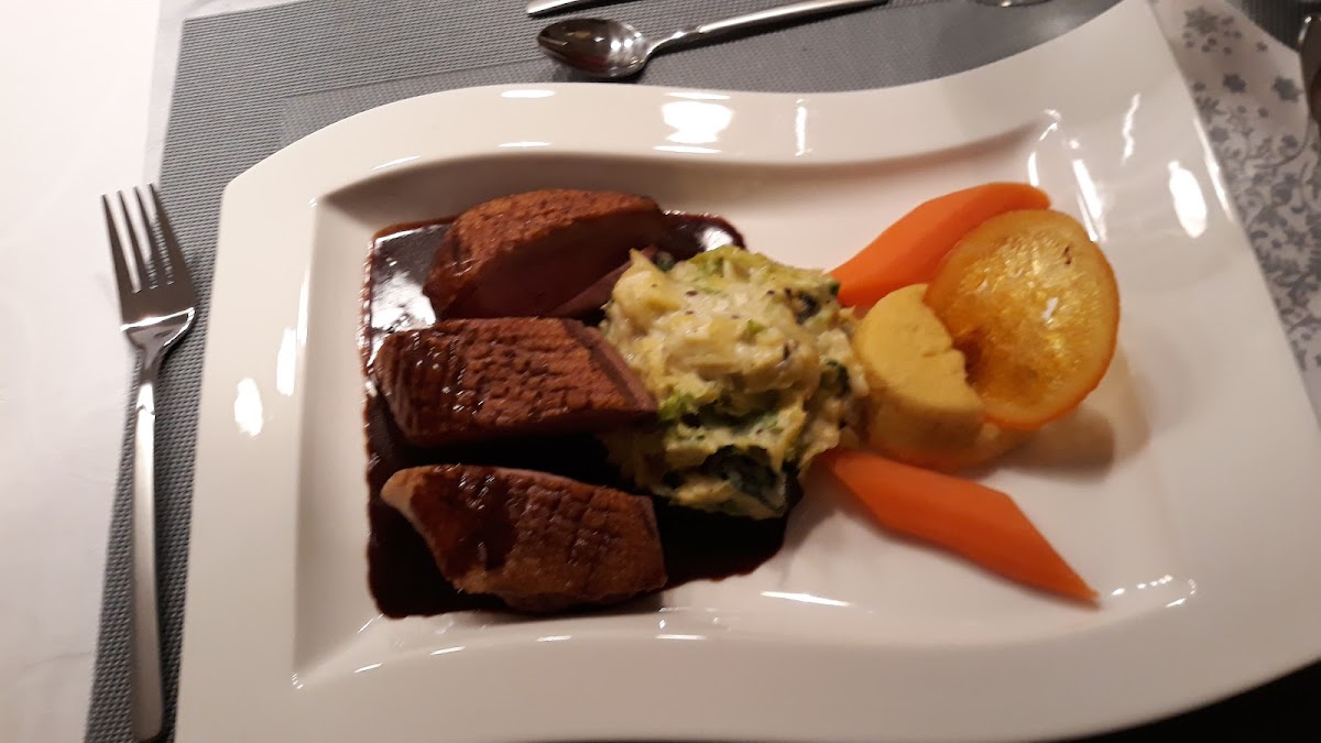 Christians Restaurant - Photo 7