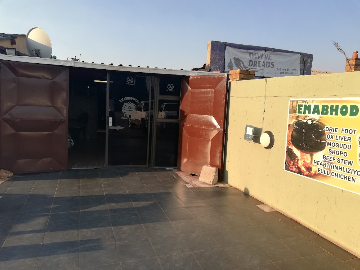 Emabhodweni Eating Place