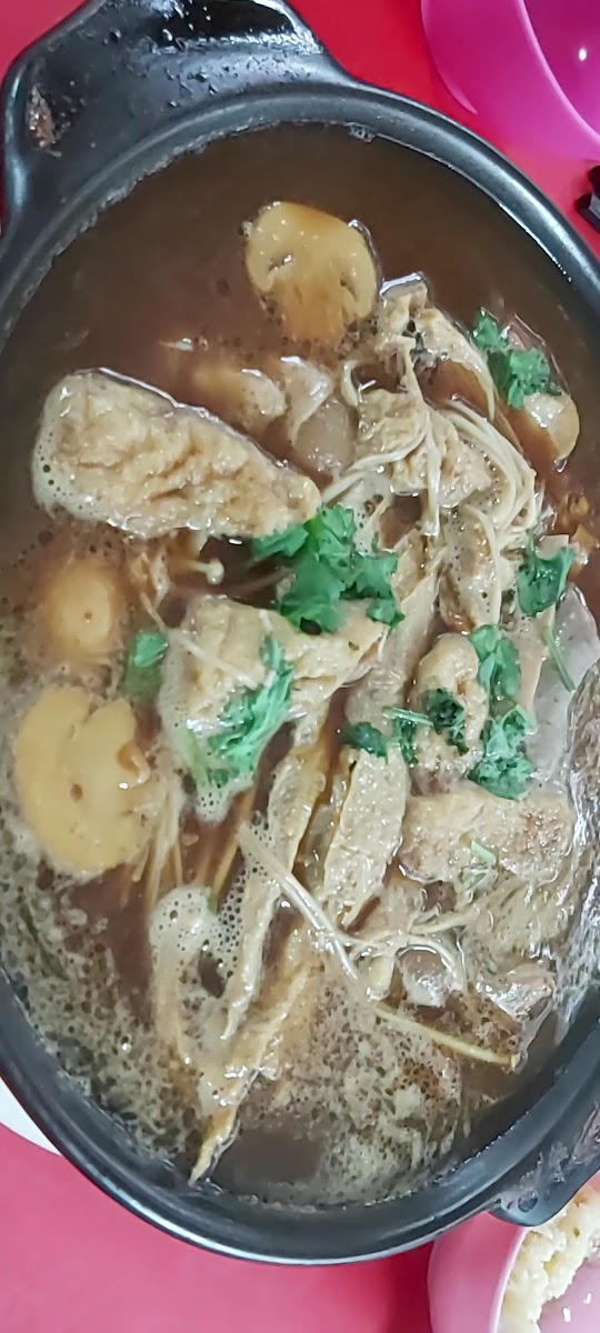 Feng Wei Bak Kut Teh - Photo 1