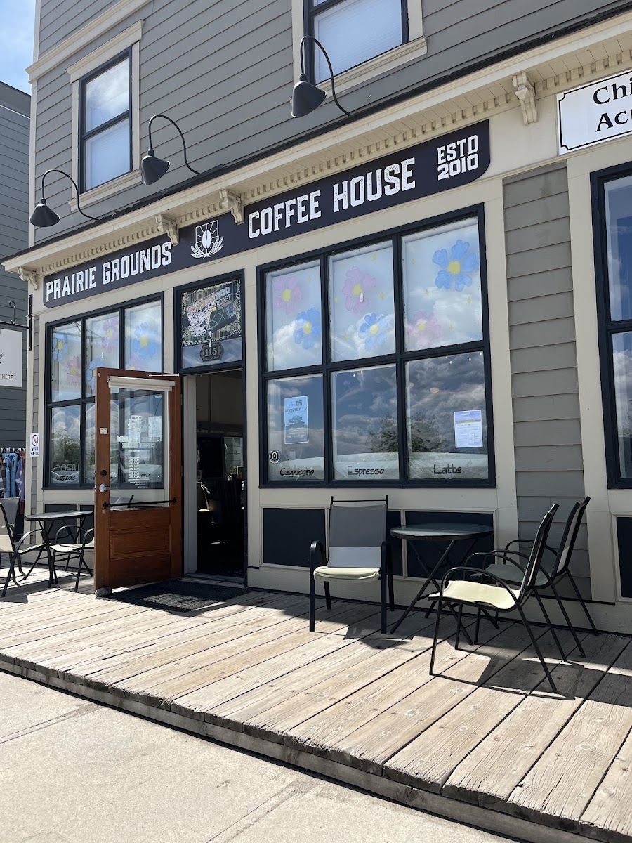 Prairie Grounds Coffee House - Photo 4