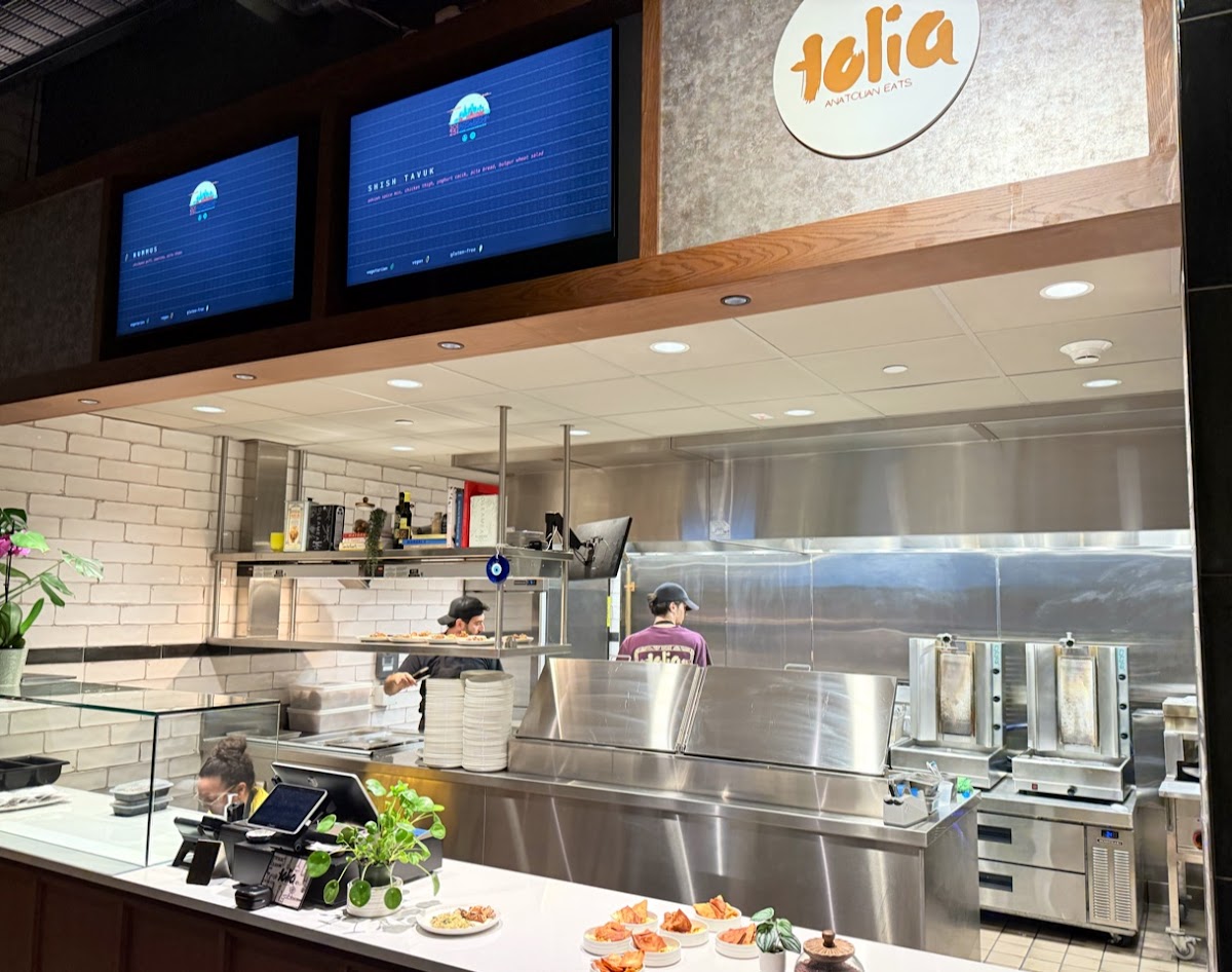 Tolia Restaurant - Photo 5