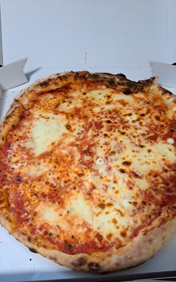 Sergio and Robi's Italian Pizza - Photo 7