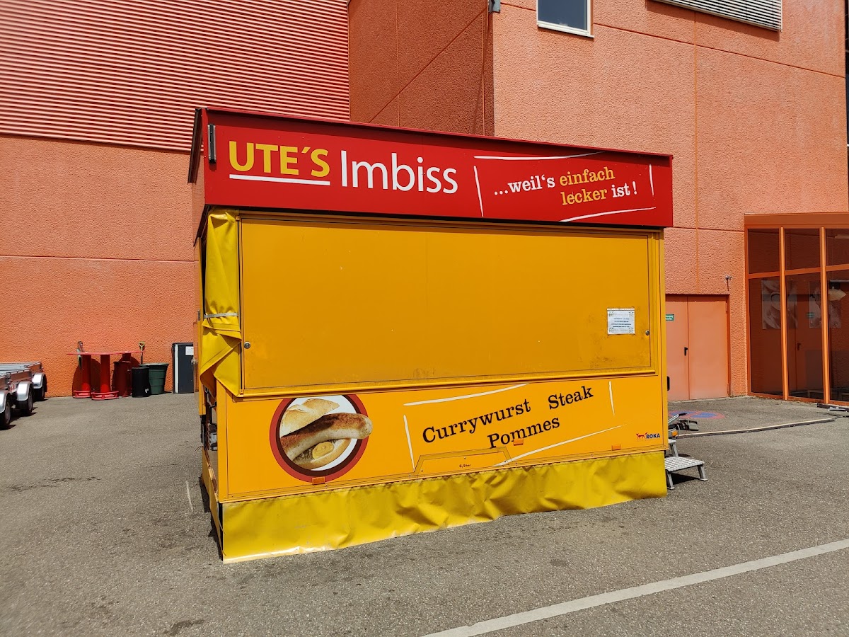 Ute's Imbiss - Photo 3