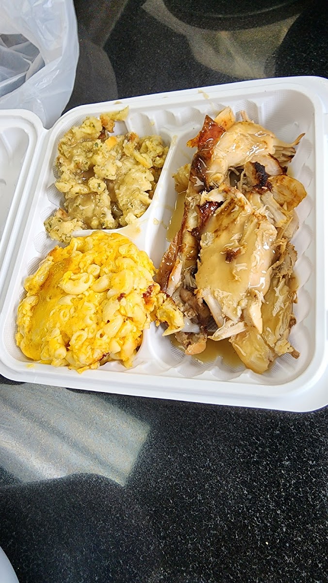 Akbar’s Takeout - Photo 6