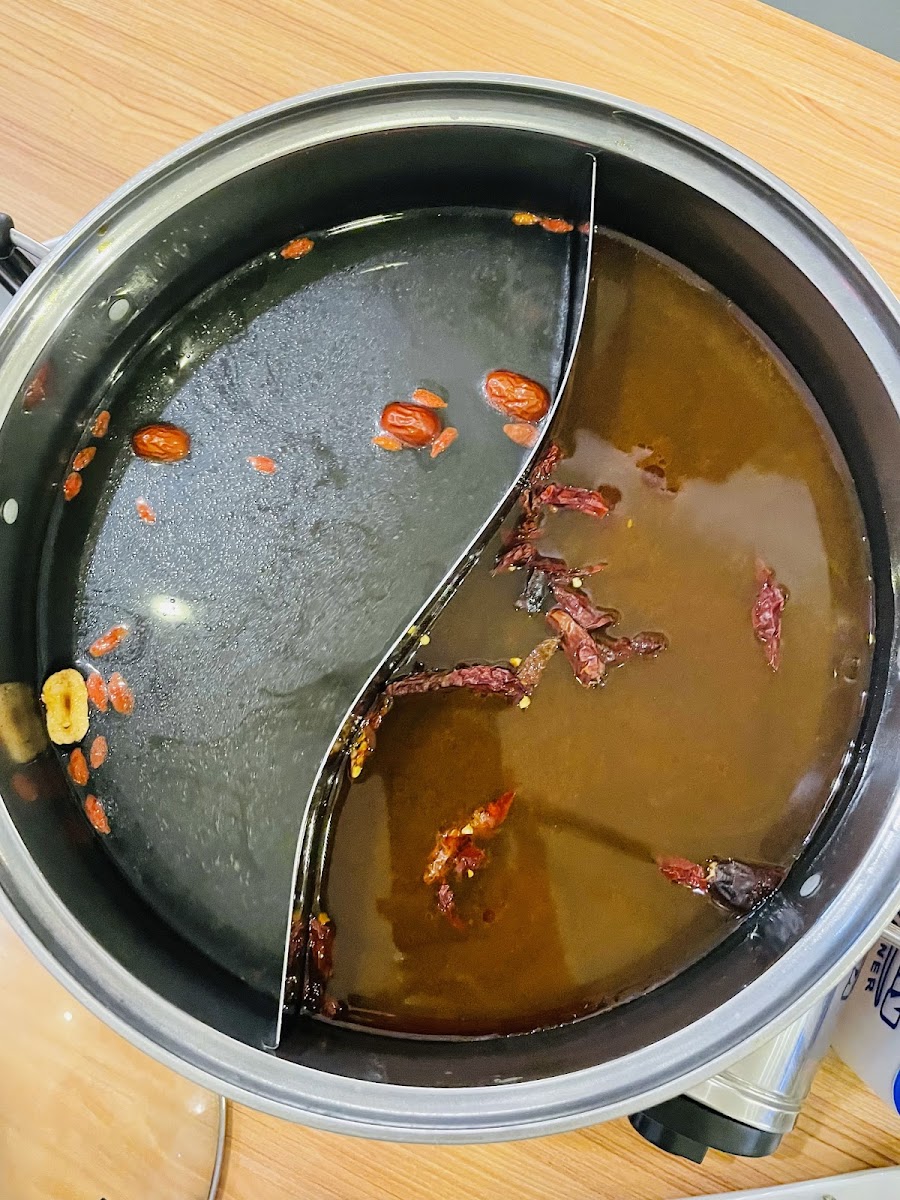Qian Wei Hotpot - Photo 5