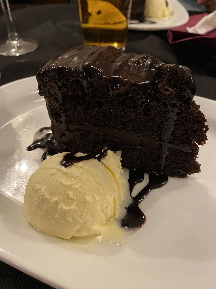 Dante's Pizzeria Steak-House - Photo 6