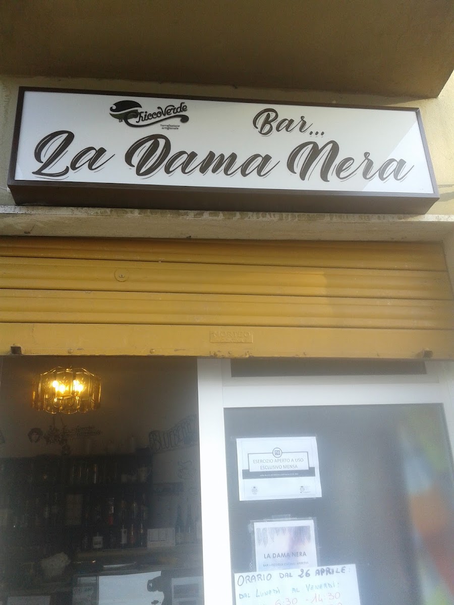 La Dama Nera