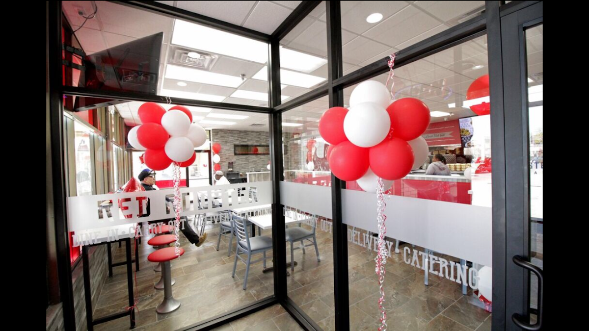Red Rooster Restaurant - Photo 7