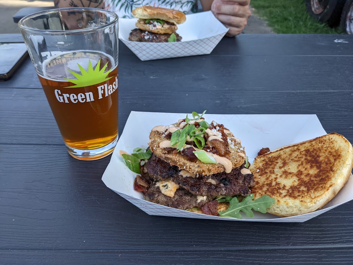 Trailhead Beer Market - Photo 1