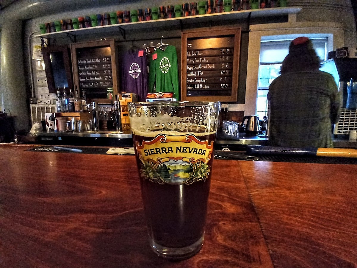 Trailhead Beer Market - Photo 6