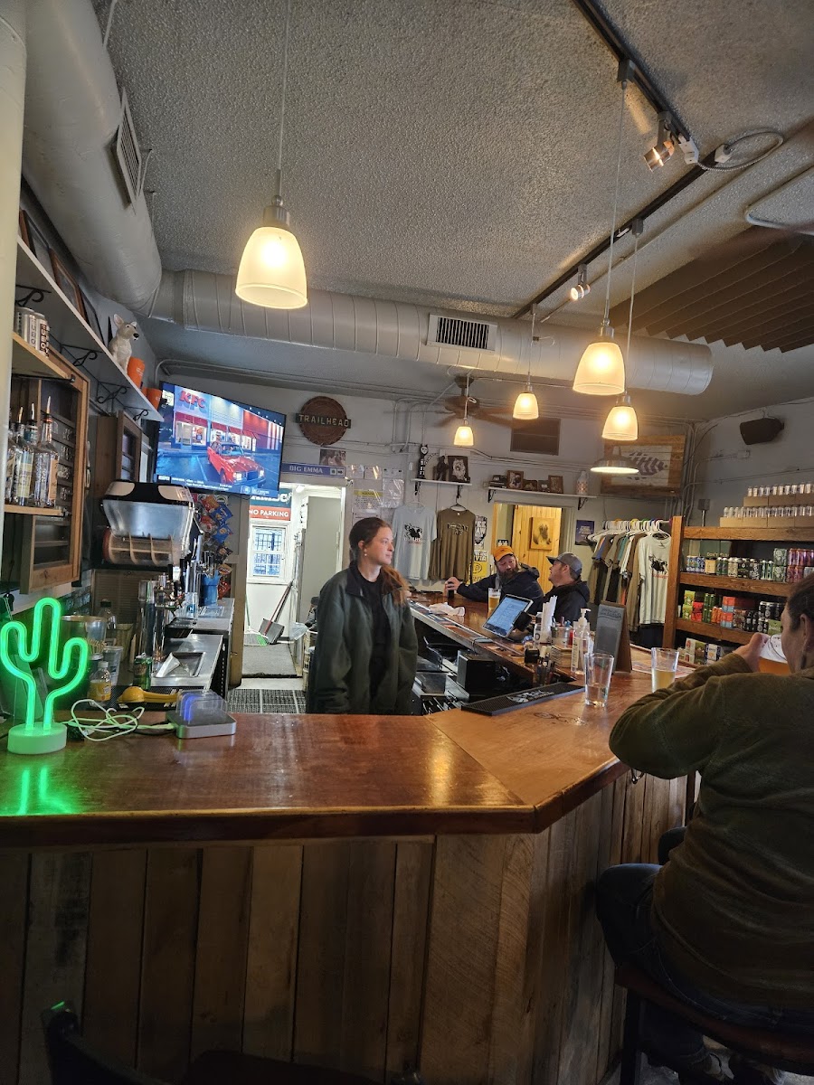 Trailhead Beer Market - Photo 7