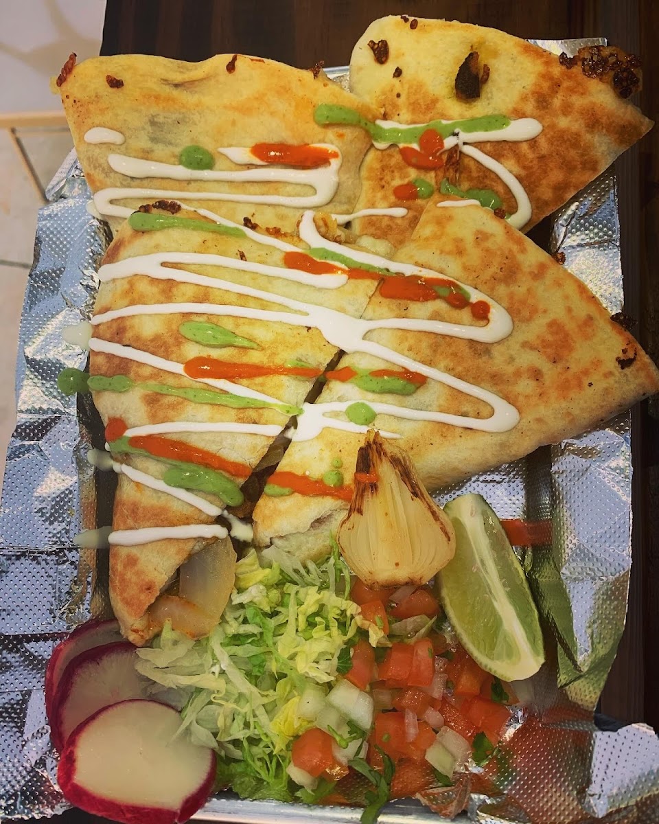 PEDRO’S TACOS - Photo 9