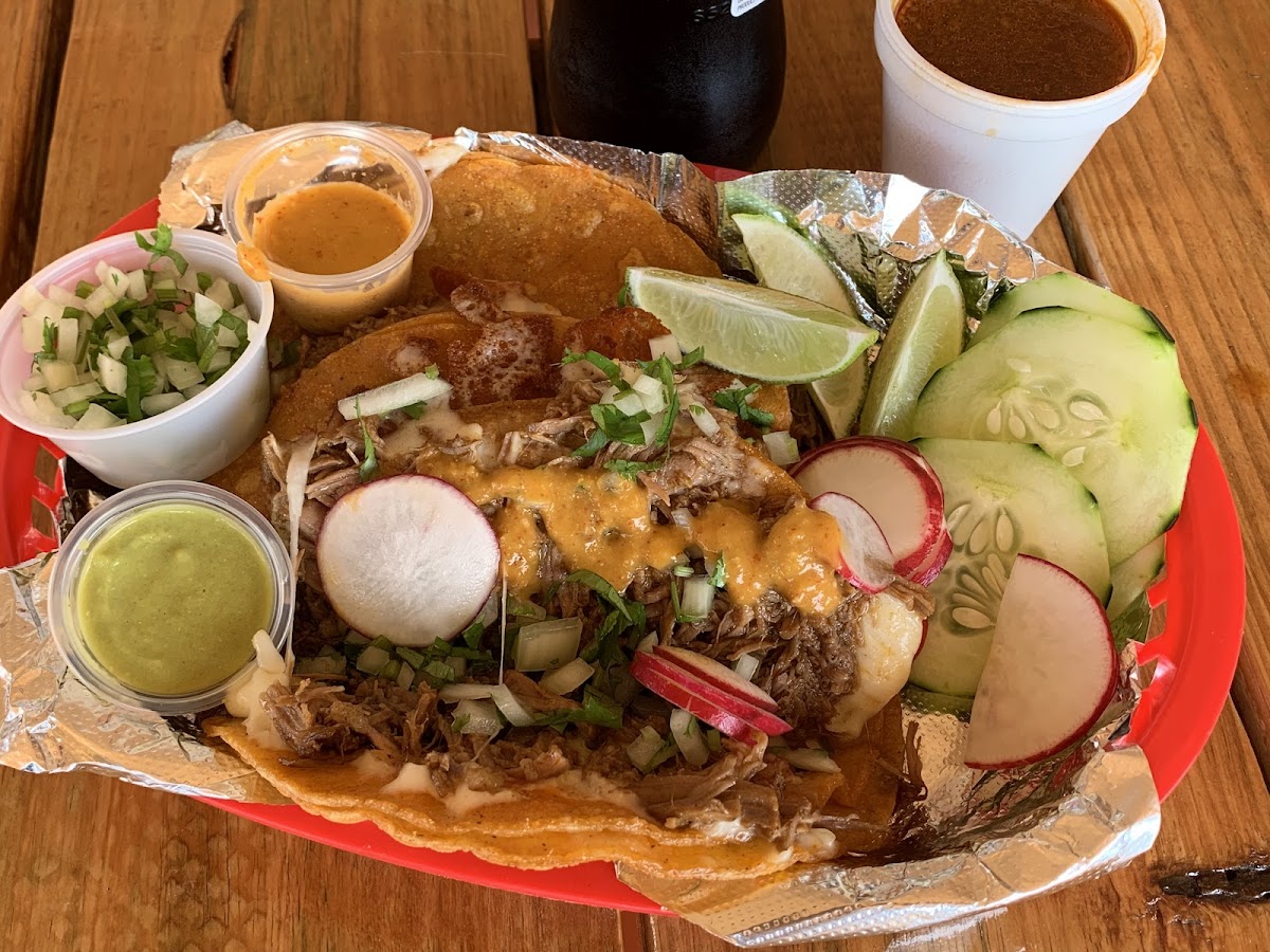 PEDRO’S TACOS - Photo 1