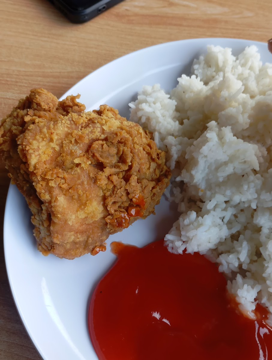 GOGO FRIED CHICKEN BURUAN - Photo 6