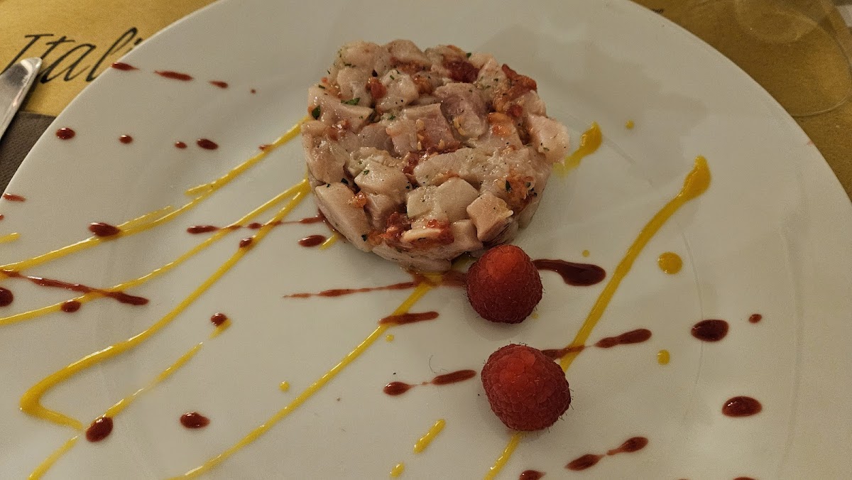 Veneto’s Osteria - Photo 9
