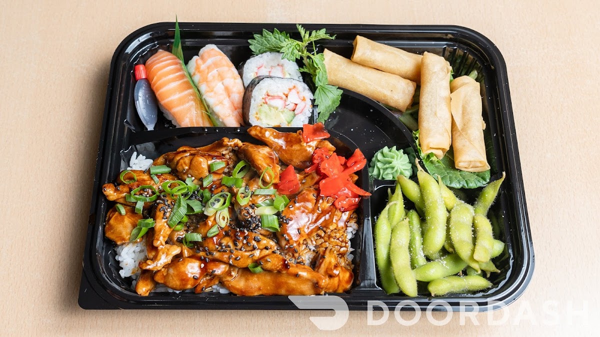 Lala Sushi - Photo 6