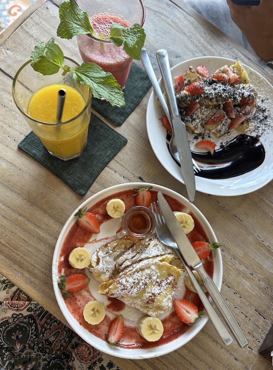 Living Tree Bali Cafe - Photo 3