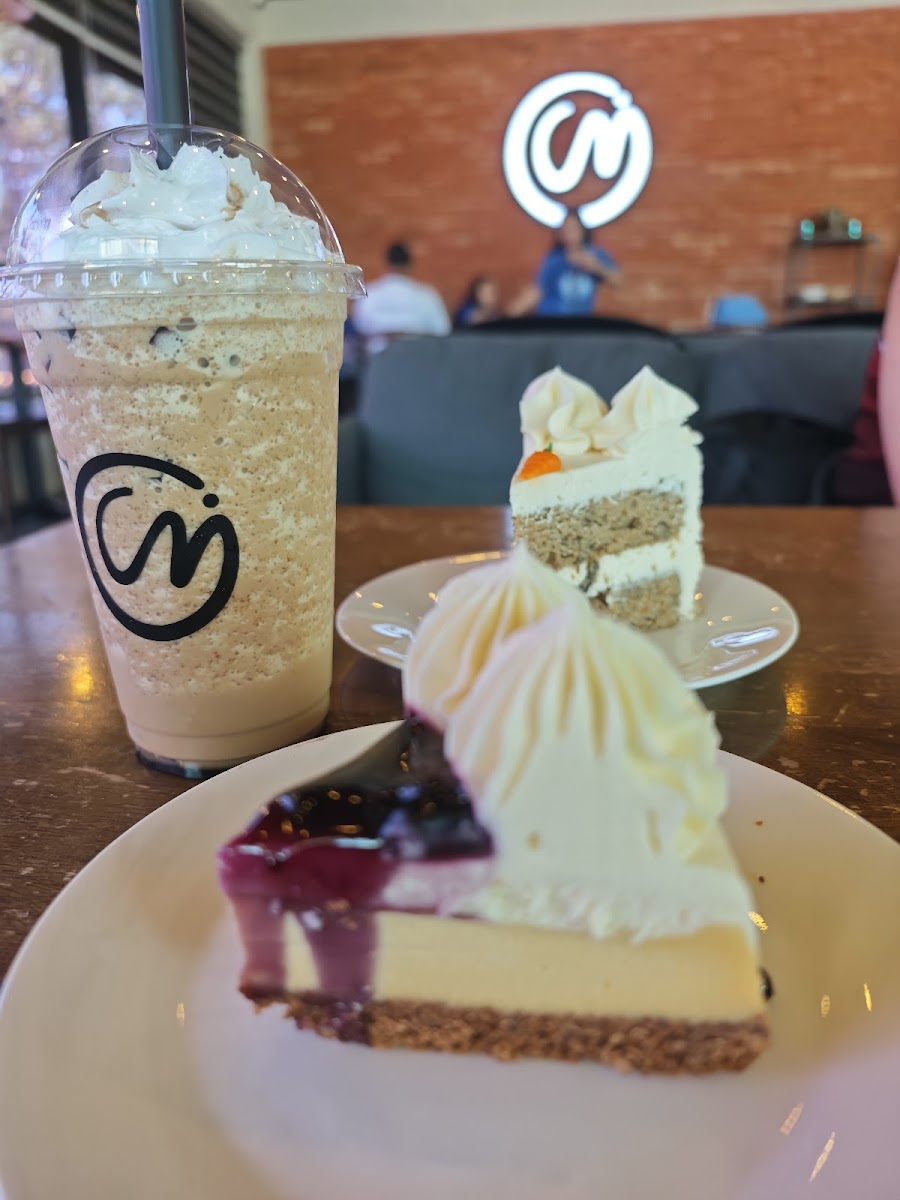 Café Manna (Coffee Shop) - Photo 3