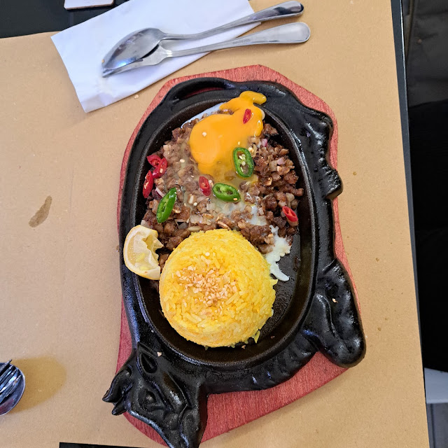 Sizzling Sisig