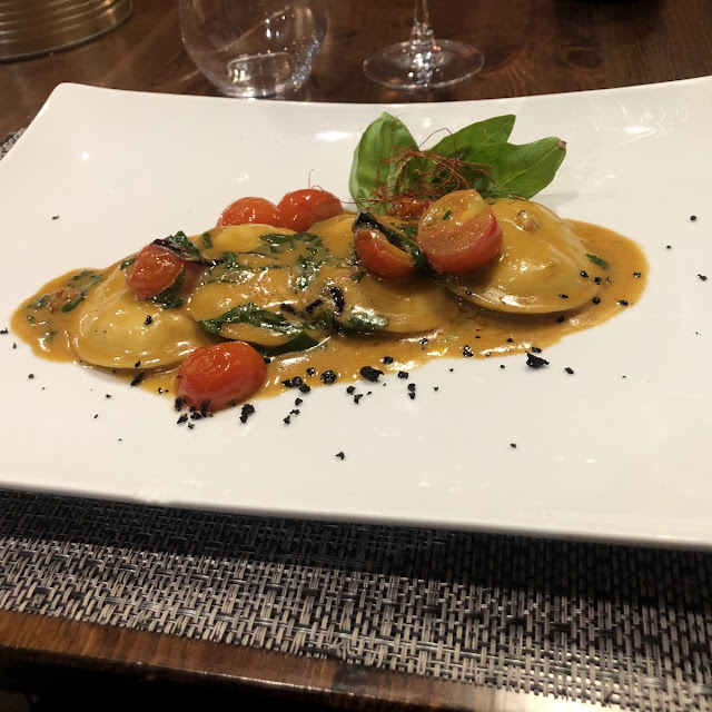 Ravioli Ripieni Di Capesante E Gamberi Con Pomodorino Datterino