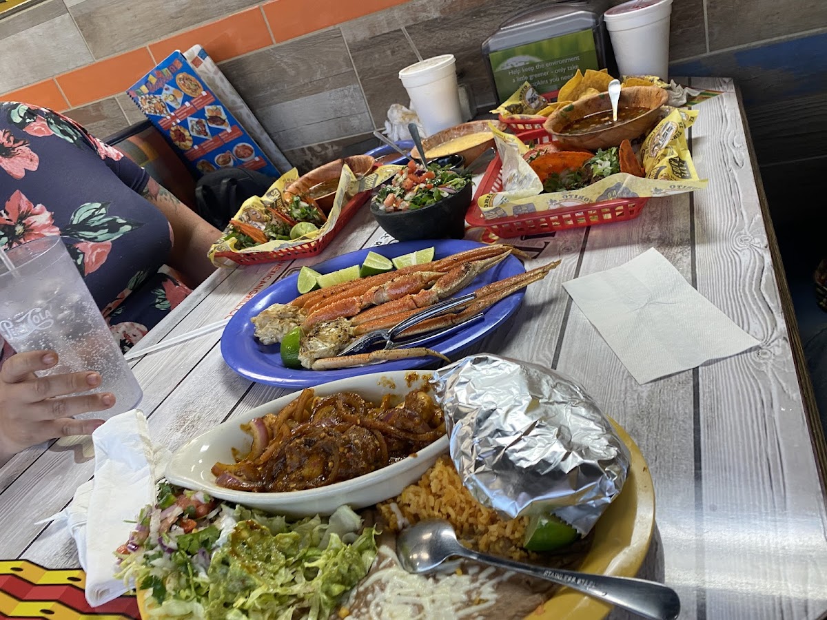 Taqueria el Torito - Photo 4