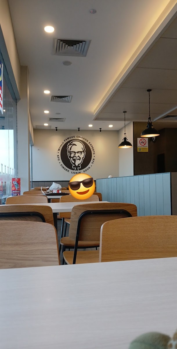 KFC PETRON SALOR DT - Photo 3