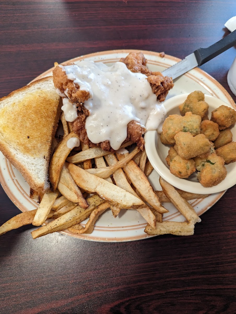Fowlers Restaurant - Photo 4