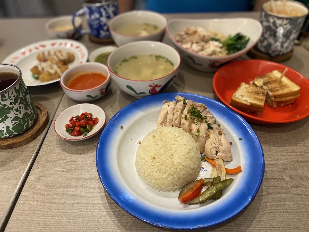 NJONJA KOPITIAM & SEAFOOD - Photo 6