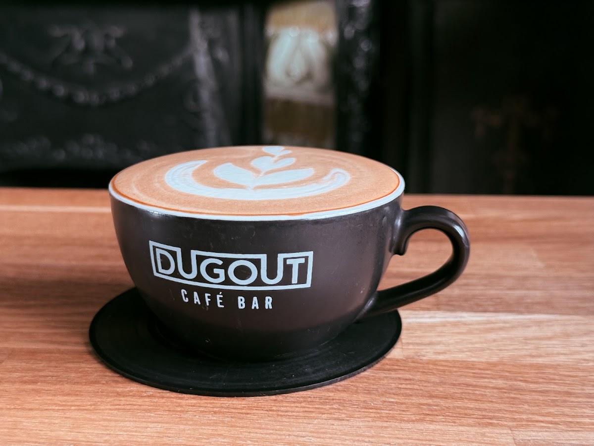 The Dugout CafeBar - Photo 1
