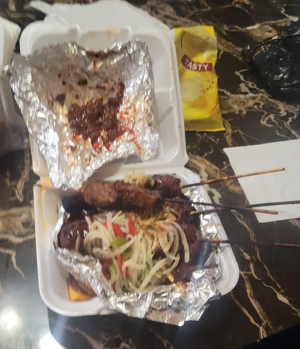 We Yone African Restaurant - Photo 5