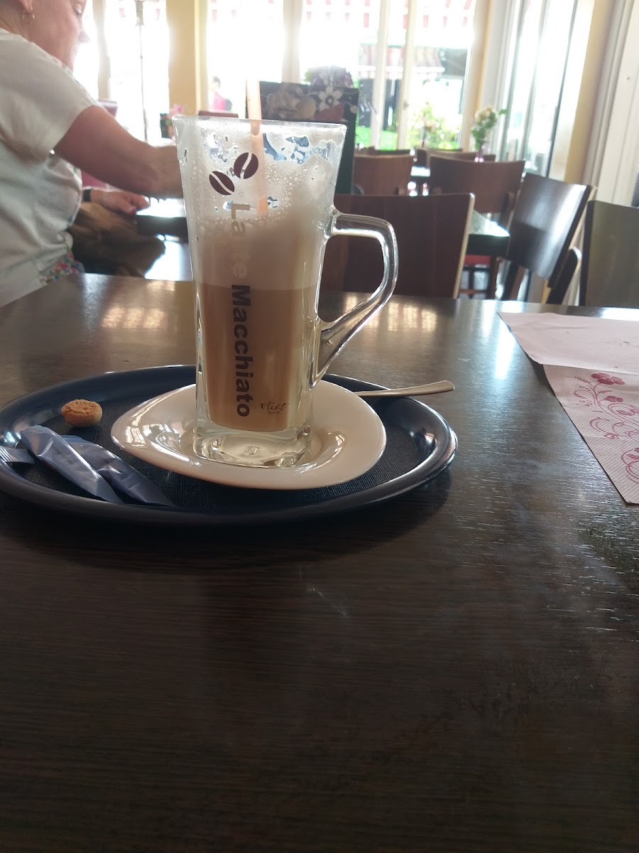 Café Voyage - Photo 5